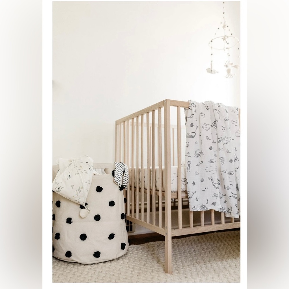 Pehr Pom Pom basket navy hamper